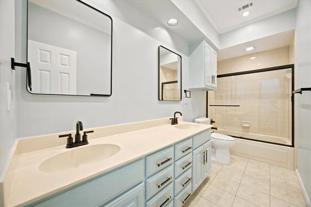 1615 Shores Boulevard Property Photo 25
