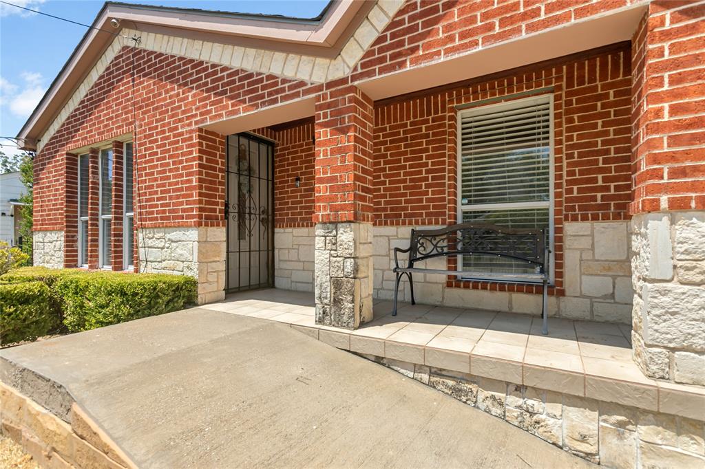 4319 Glenhaven Boulevard Property Photo 3