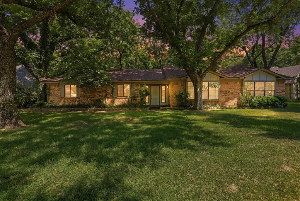 8708 S Monticello Circle Property Photo 1