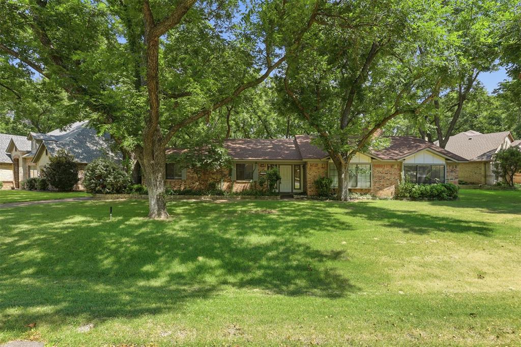 8708 S Monticello Circle Property Photo 3