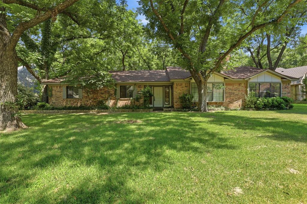 8708 S Monticello Circle Property Photo 5