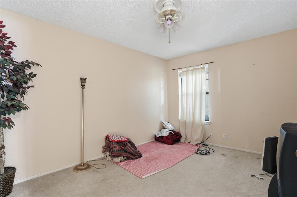8708 S Monticello Circle Property Photo 22