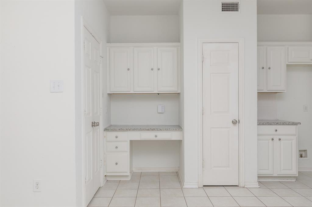 14617 Woodshadow Lane Property Photo 13