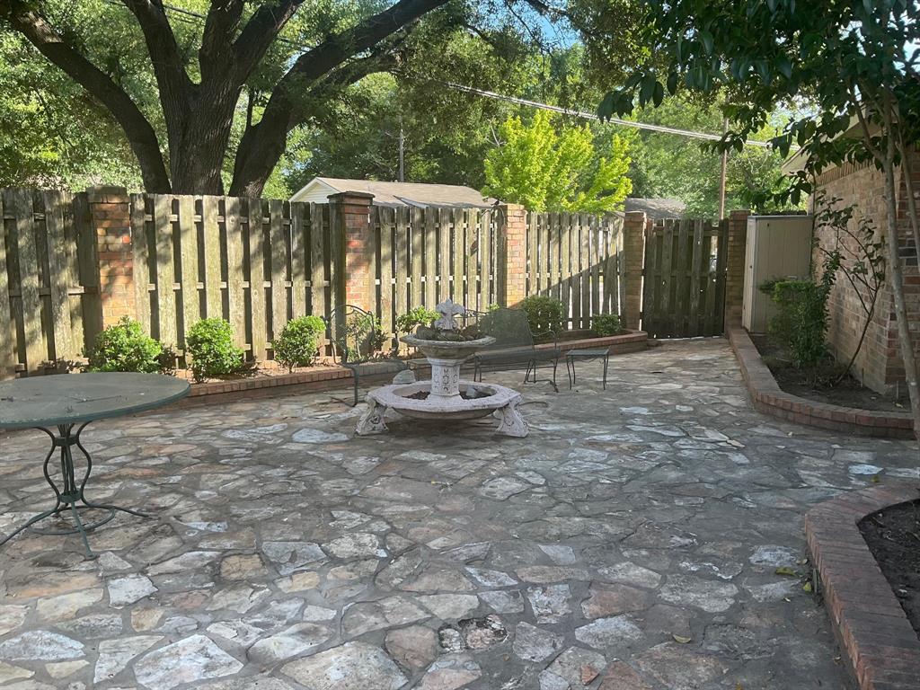 205 Northwood Boulevard Property Photo 14