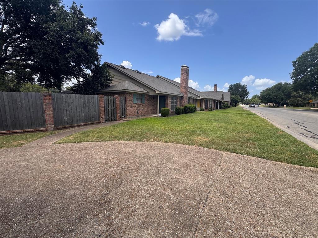 205 Northwood Boulevard Property Photo 16