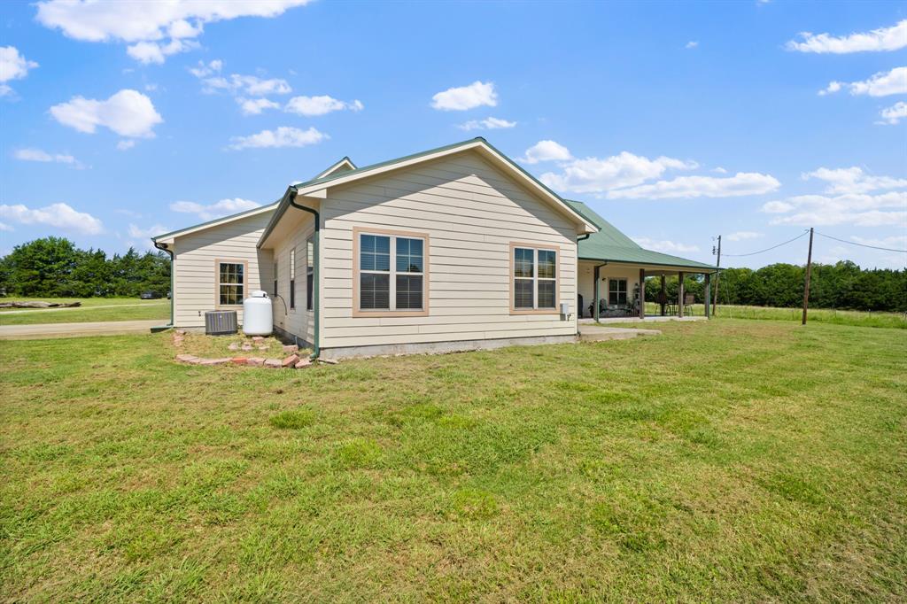 247 County Road 4519 Property Photo 31