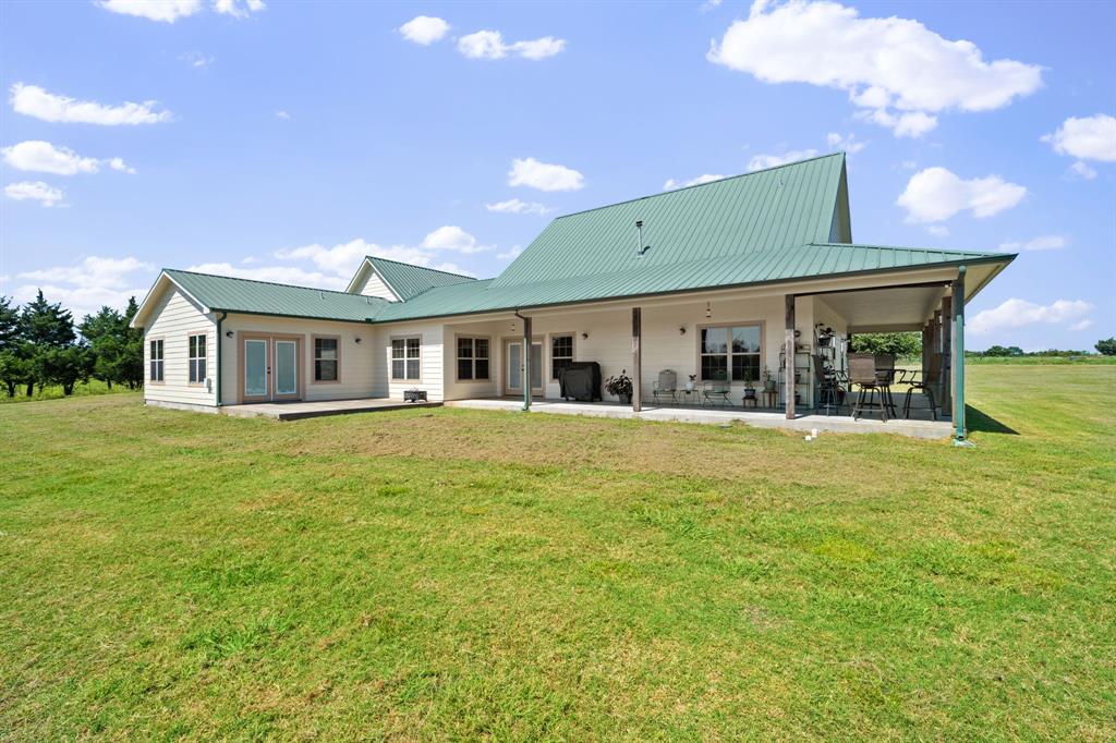 247 County Road 4519 Property Photo 32