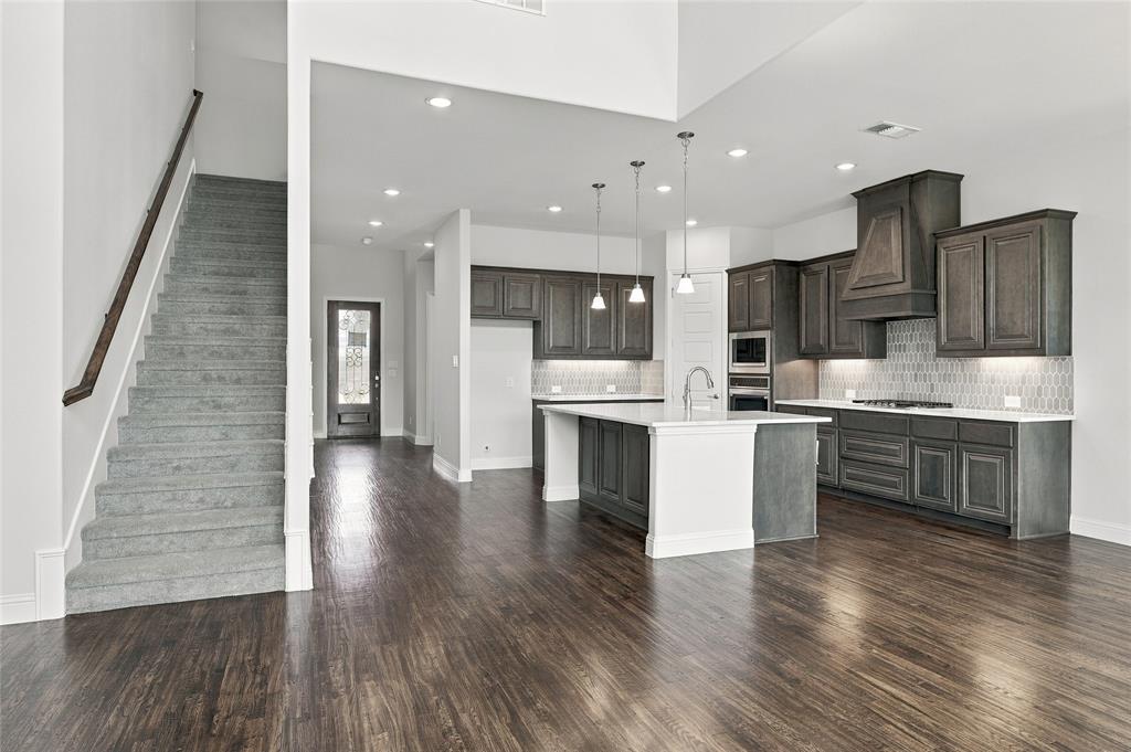 14517 Herschel Street Property Photo 19
