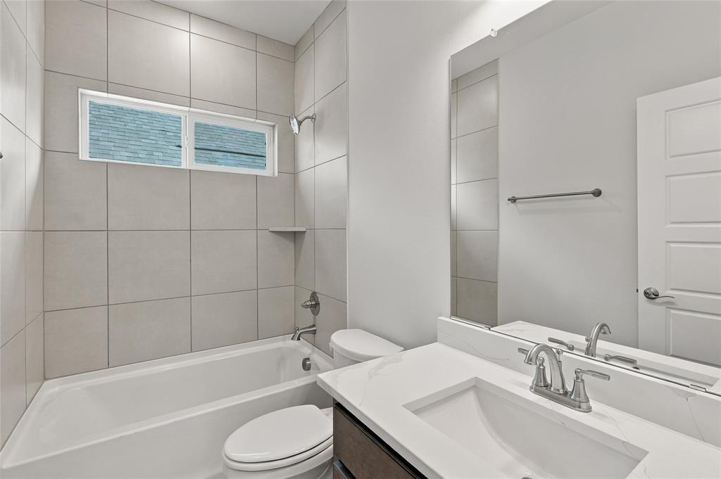 14517 Herschel Street Property Photo 32