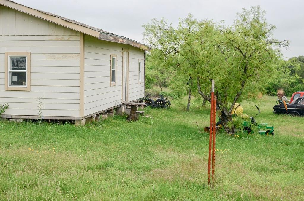 1210 County Road 341 Property Photo 7