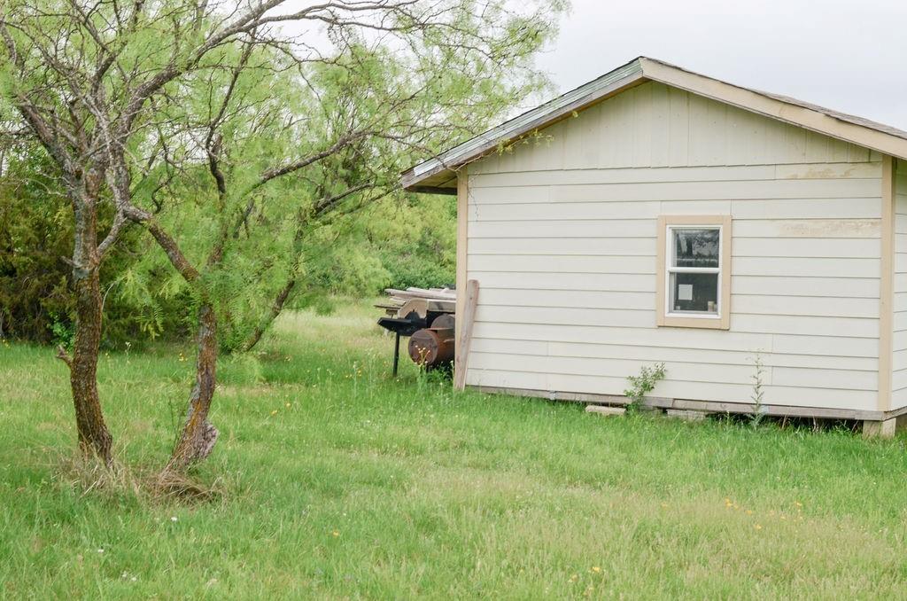 1210 County Road 341 Property Photo 8