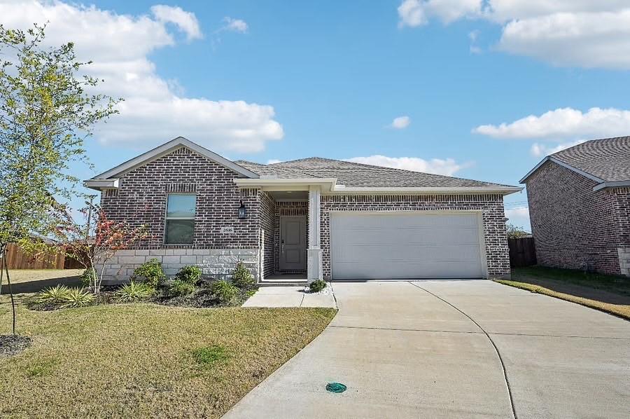 2616 Ontario Drive Property Photo 1