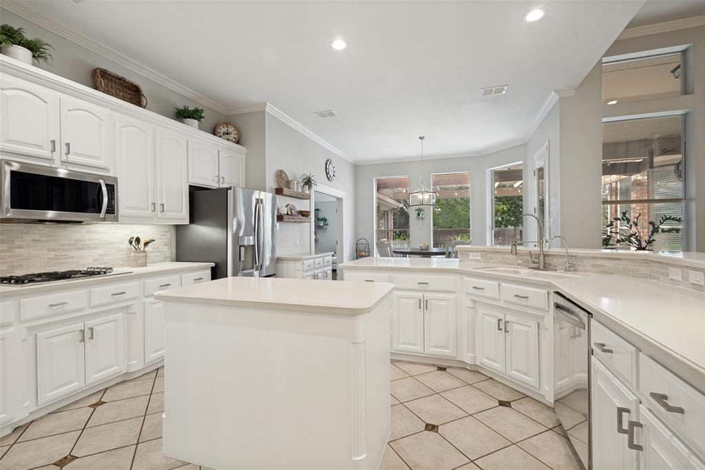 4400 Biscayne Drive Property Photo 10