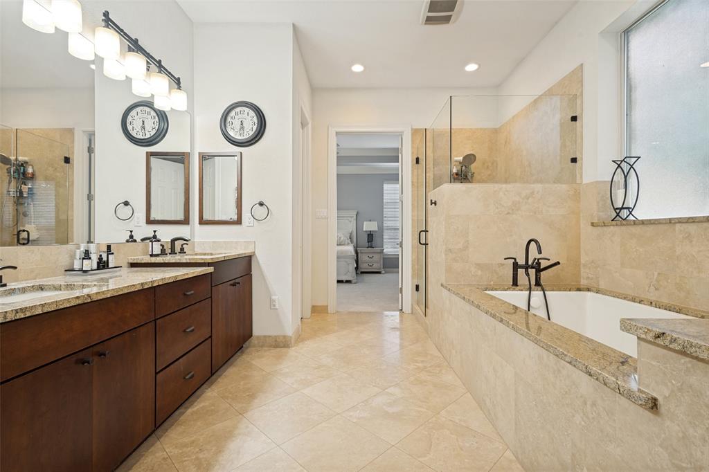 4400 Biscayne Drive Property Photo 17