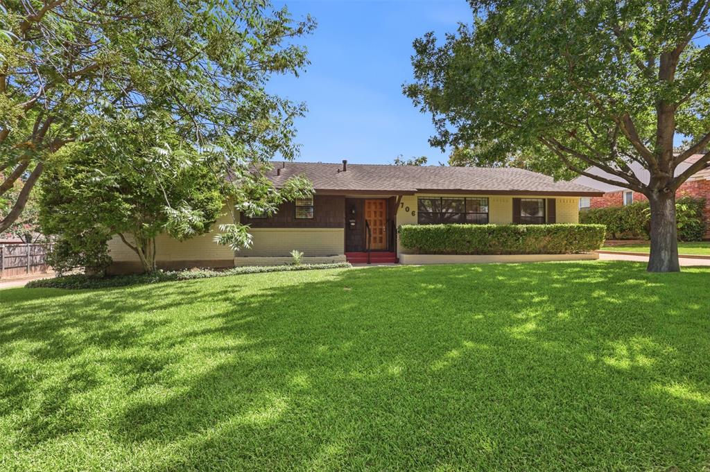 706 Peach Tree Lane Property Photo 1