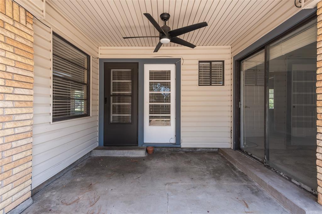 909 Egyptian Way Property Photo 28