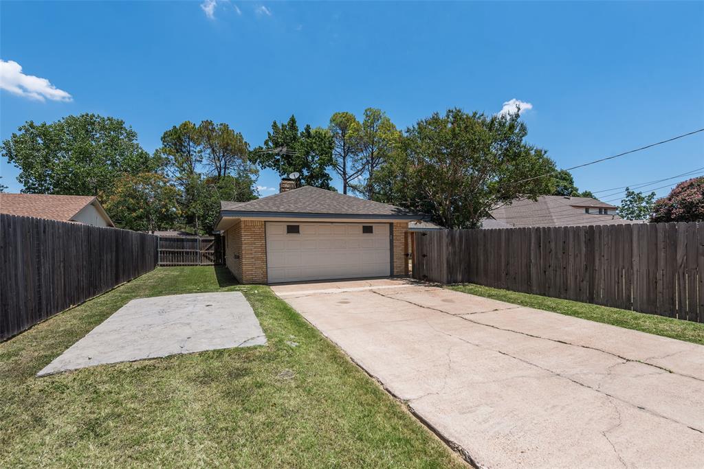 909 Egyptian Way Property Photo 31
