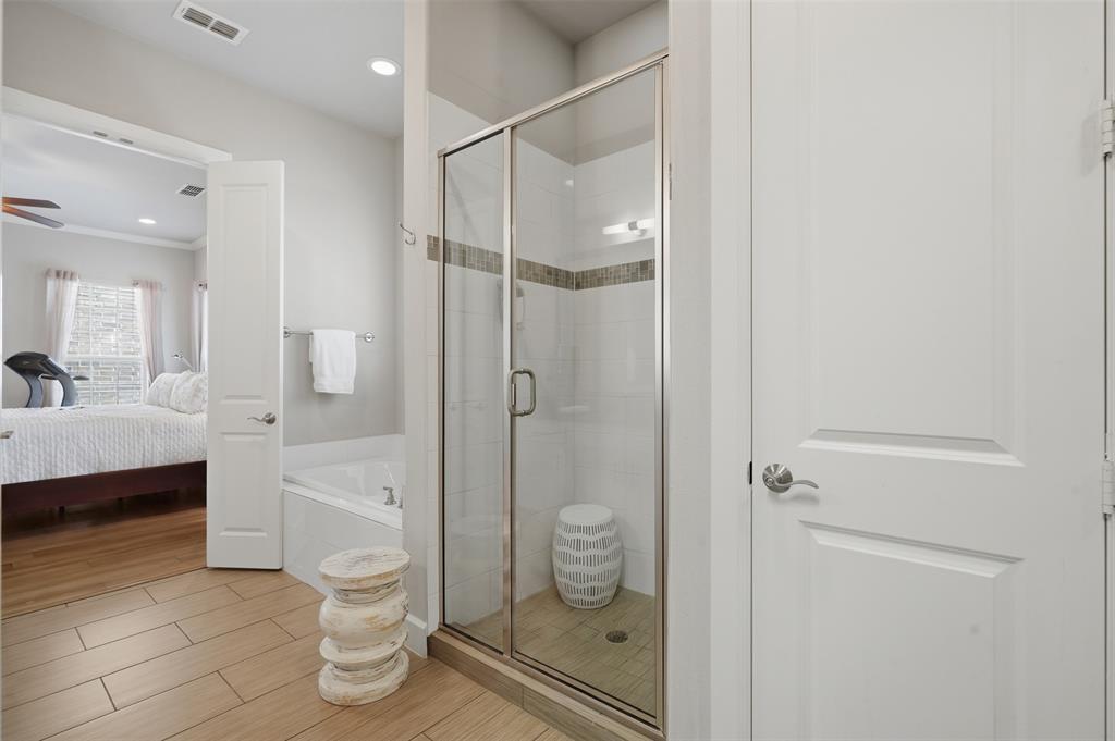 5005 Meridian Lane 2103 Property Photo 21