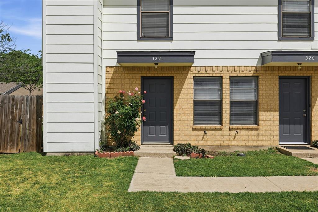 316 Cambridge Drive Property Photo 3