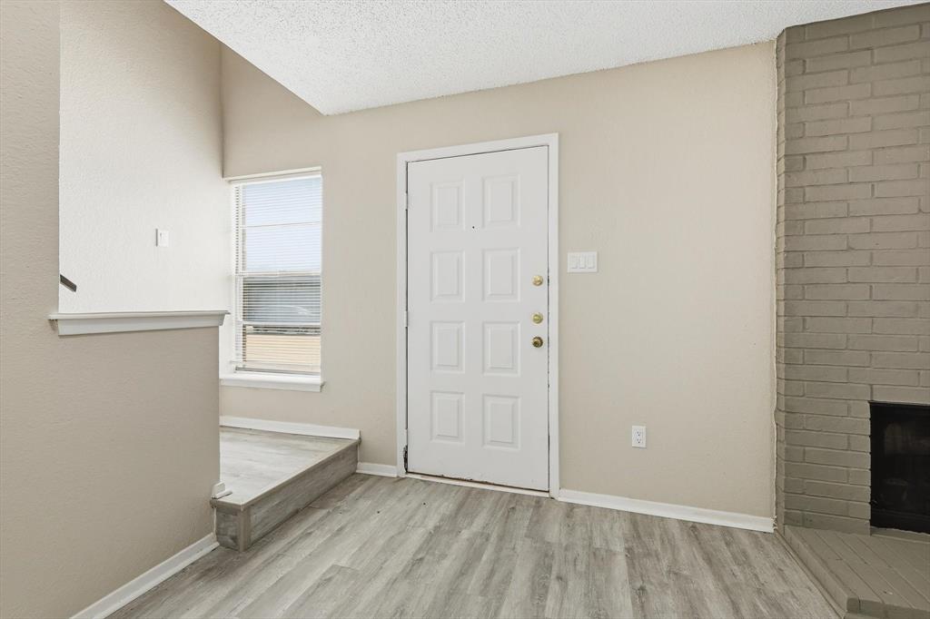 316 Cambridge Drive Property Photo 5
