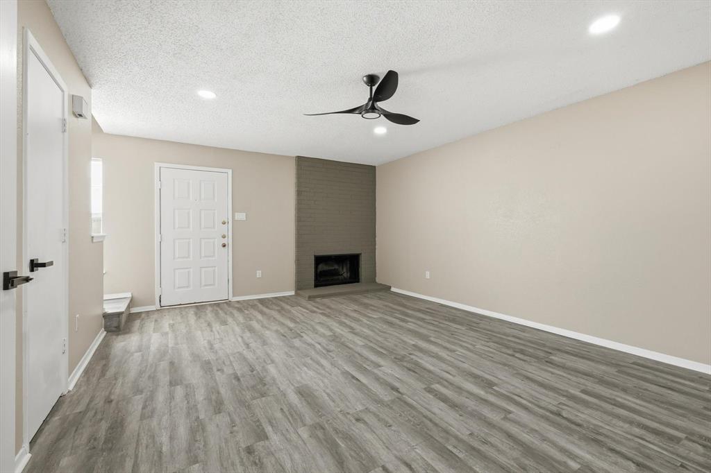 316 Cambridge Drive Property Photo 7