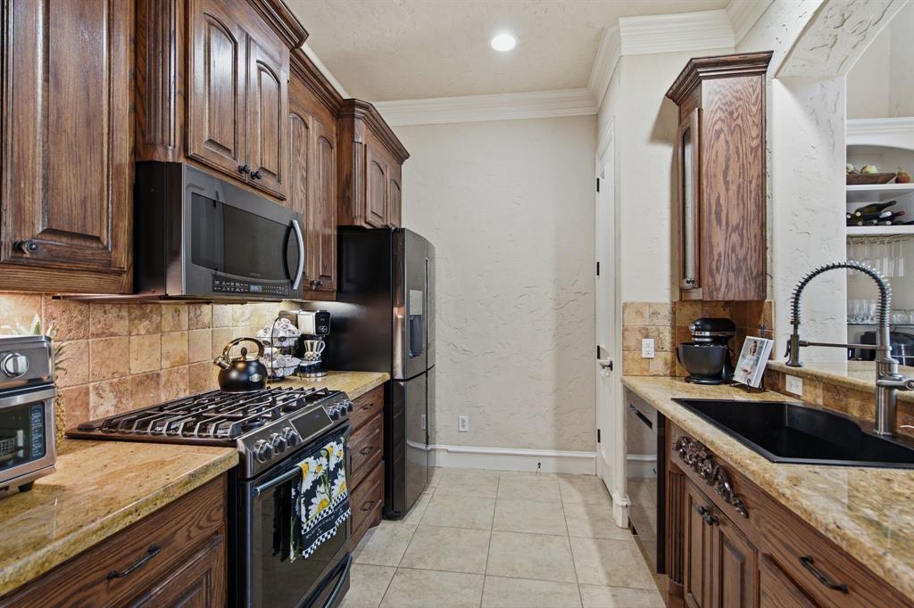728 Rockingham Drive Property Photo 17
