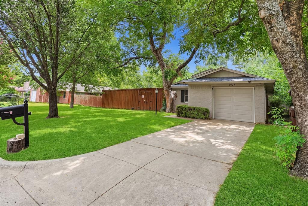 3004 Montclair Place Property Photo 4