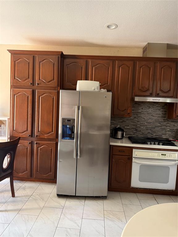556 Silver Maple Drive Property Photo 7