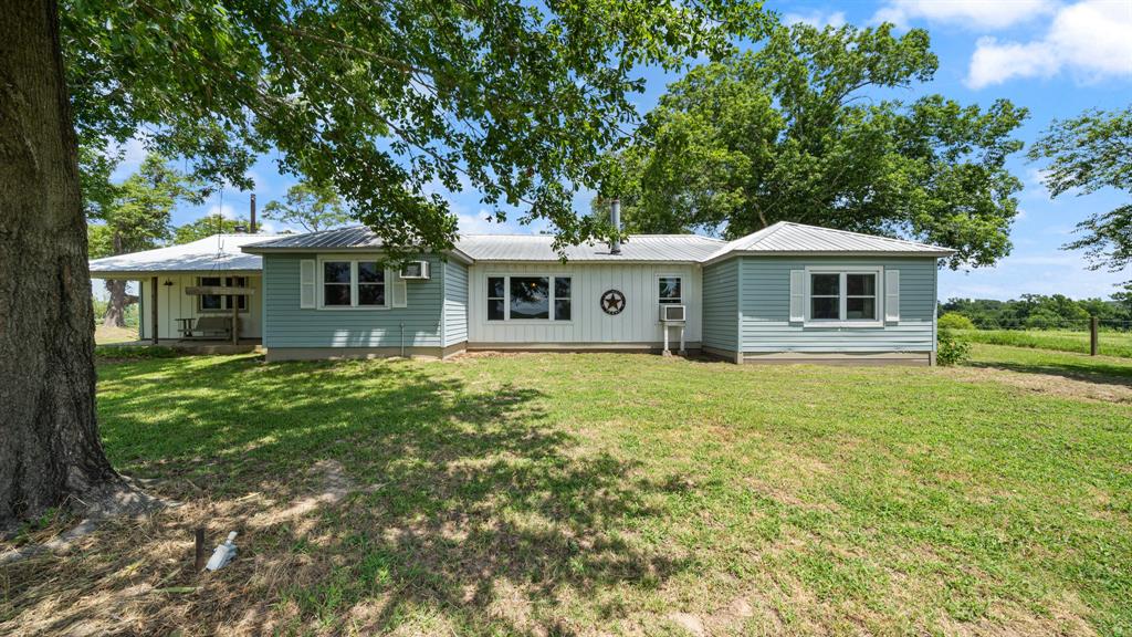 1053 Vz County Road 4206 Property Photo 3