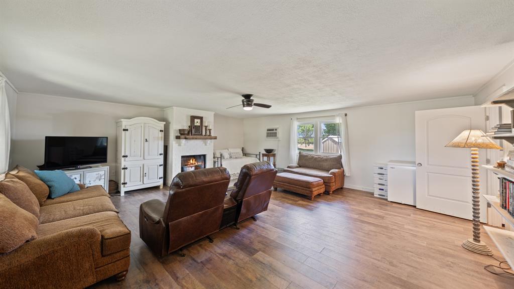 1053 Vz County Road 4206 Property Photo 7