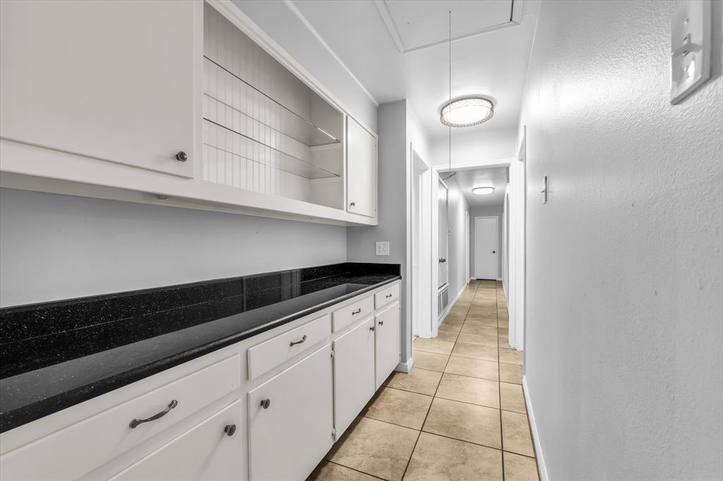 1133 Valley Ridge Drive Property Photo 10