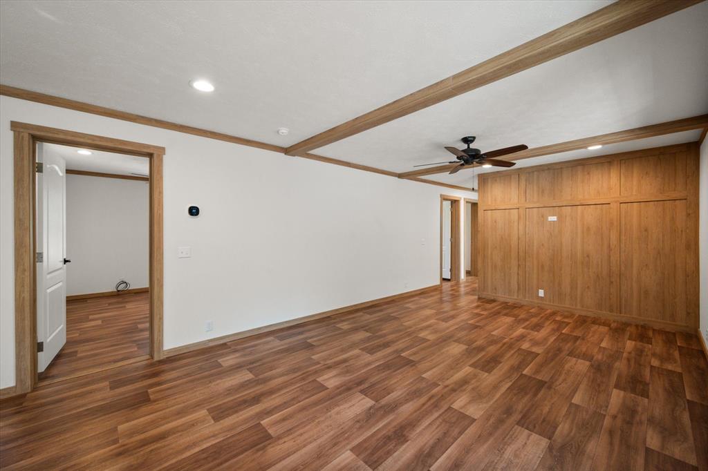 716 N Wright Avenue Property Photo 19