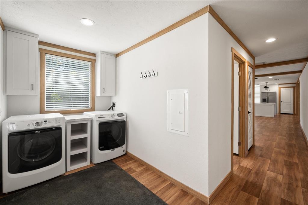 716 N Wright Avenue Property Photo 24