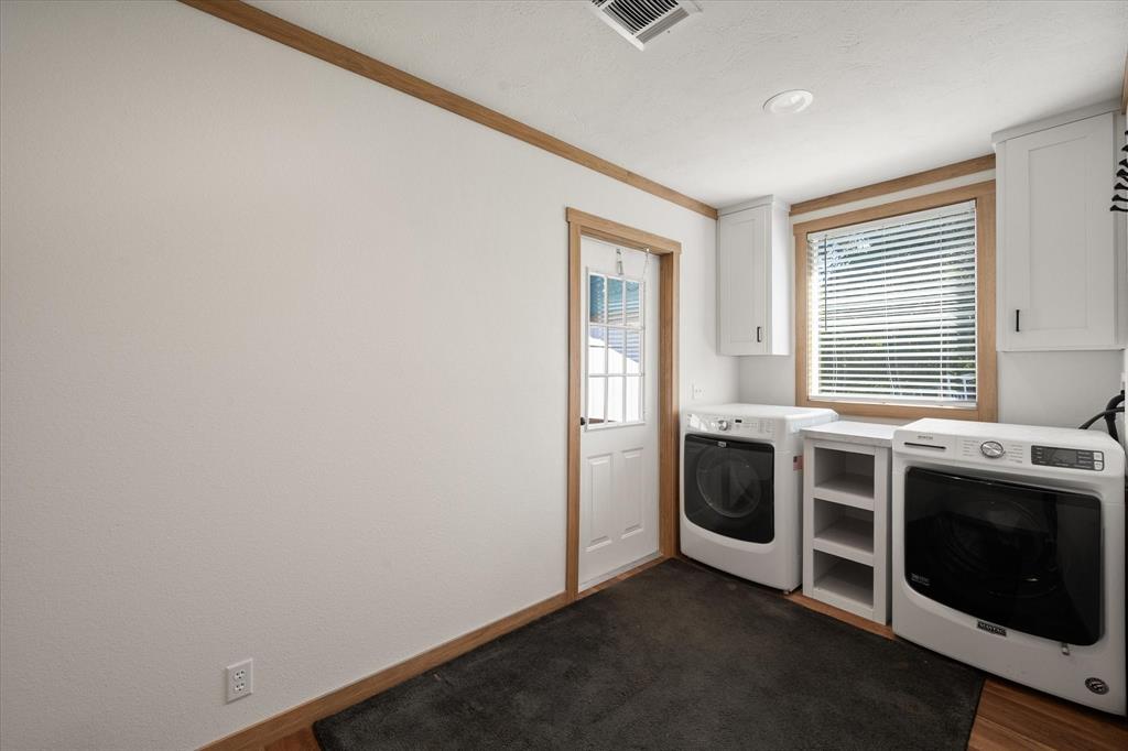 716 N Wright Avenue Property Photo 25
