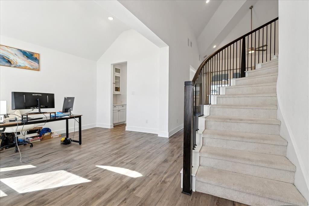 1710 Highwood Road Property Photo 2