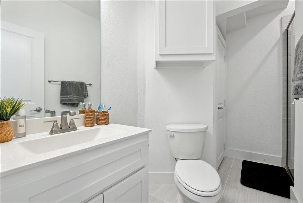 1710 Highwood Road Property Photo 9