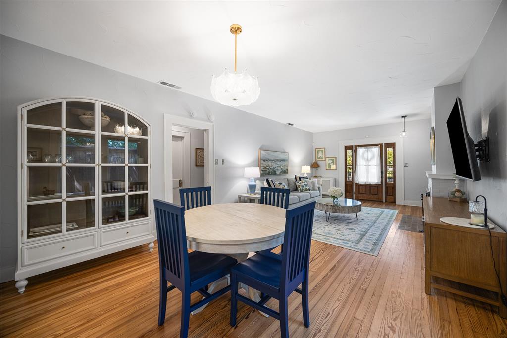 832 N Winnetka Avenue Property Photo 7