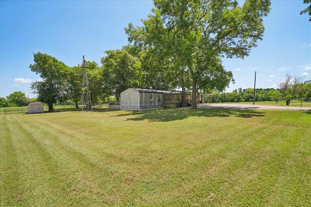 691 S State Highway 78 Property Photo 7