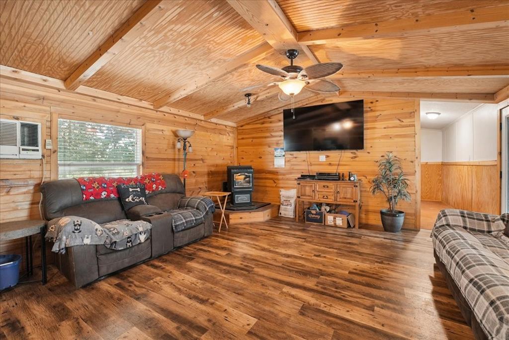 691 S State Highway 78 Property Photo 18