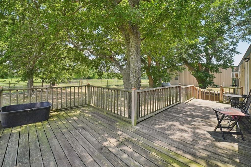 691 S State Highway 78 Property Photo 29