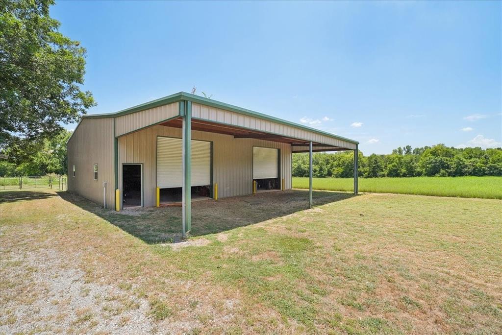 691 S State Highway 78 Property Photo 31