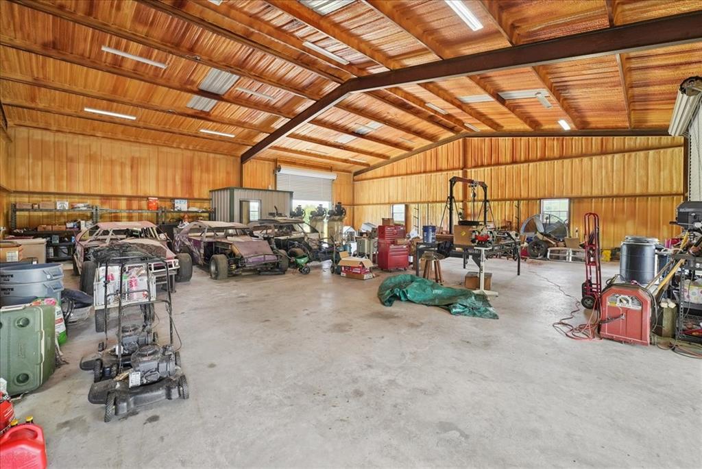 691 S State Highway 78 Property Photo 35