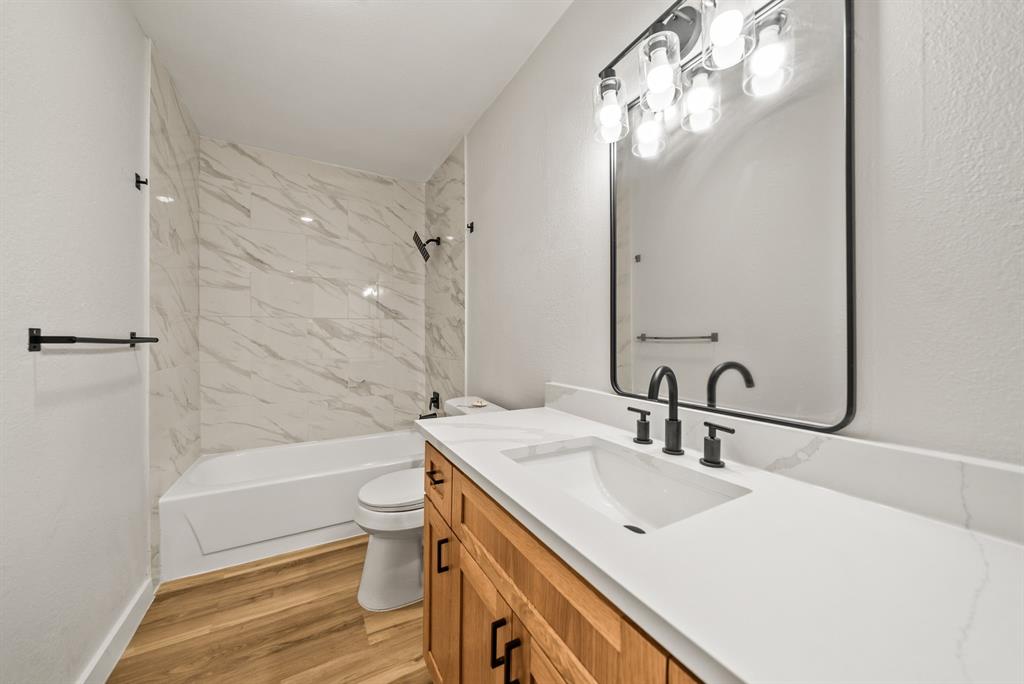 420 S Las Vegas Trail Property Photo 10