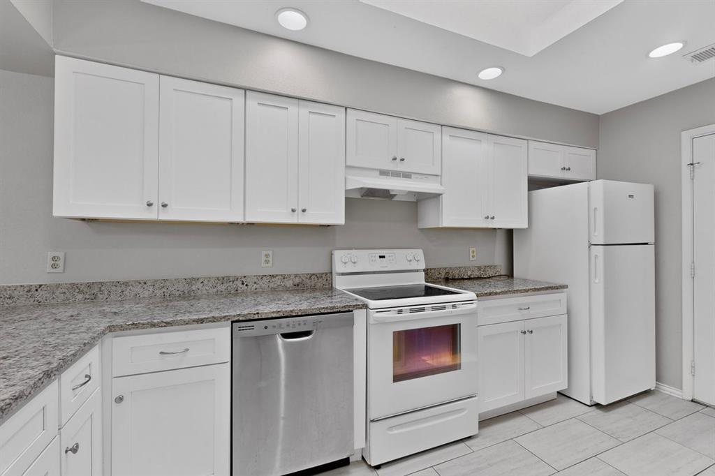 9693 Windy Ridge Road Property Photo 10