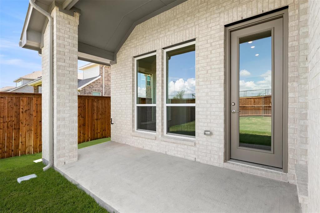 3008 Wallis Drive Property Photo 13