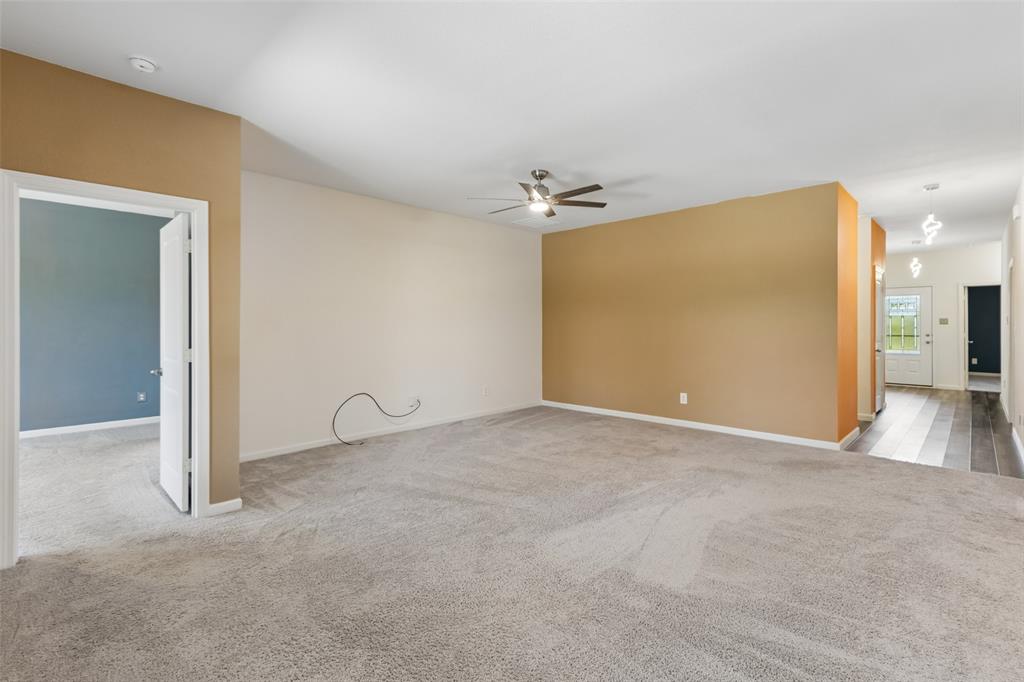 409 Stone Creek Boulevard Property Photo 12