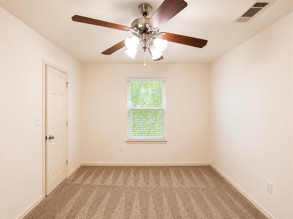 907 Parkplace Ridge Property Photo 11