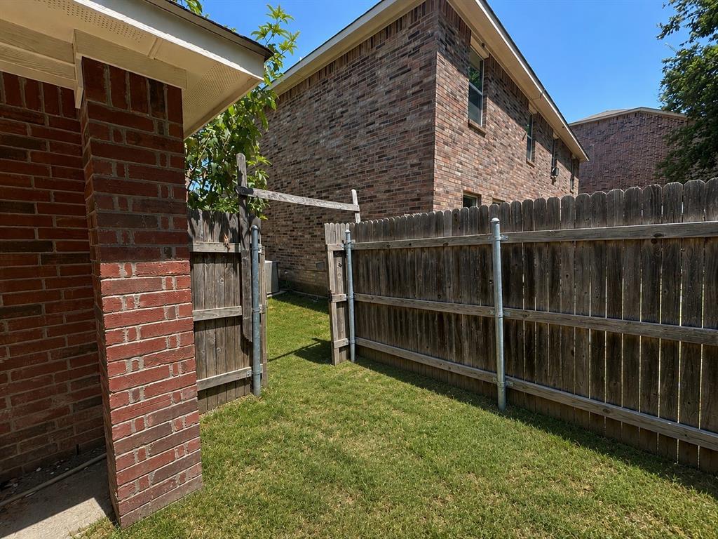 907 Parkplace Ridge Property Photo 20