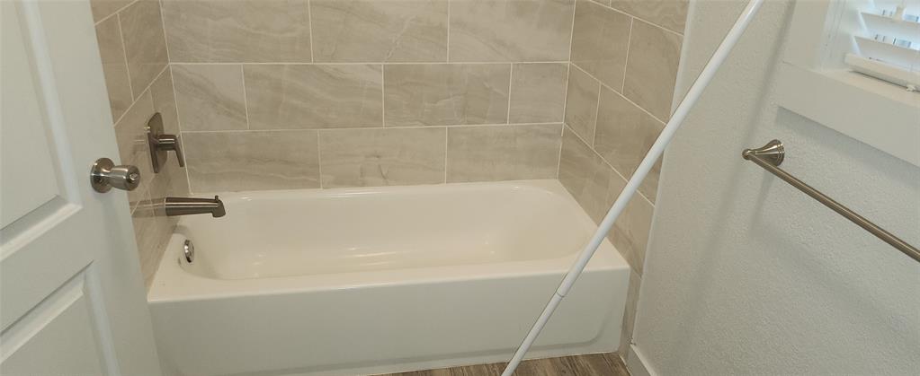 824 Carver Street Property Photo 18