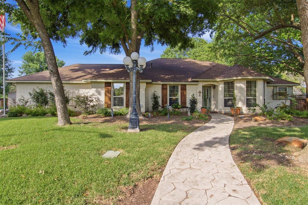 5308 Dixie Circle Property Photo 1